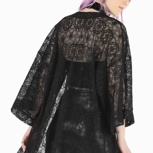 BLACKMILK THE WIDOW LACE KIMONO - LIMITED - Picture 3 of 4